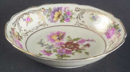 Wettin (Scalloped) Fruit/Dessert (Sauce) Bowl