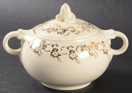 TST561 Sugar Bowl & Lid