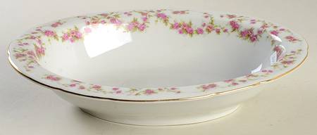 Bridal Rose (Scallop) 10" Oval Vegetable Bowl by Thun