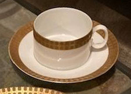 THO304 Flat Cup & Saucer Set