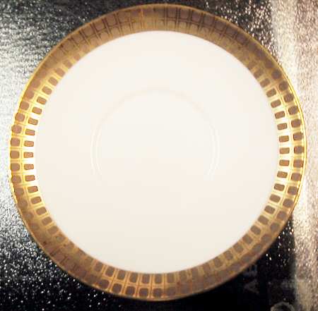 THO304 Saucer