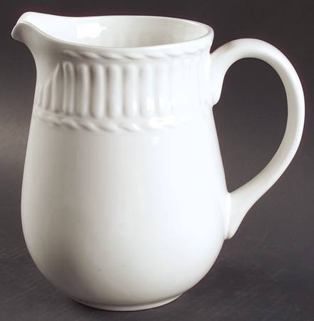 Arctica 64 Oz Pitcher