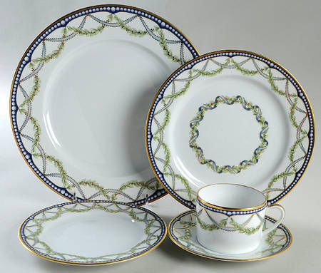 Federal 40 Piece Estate Set