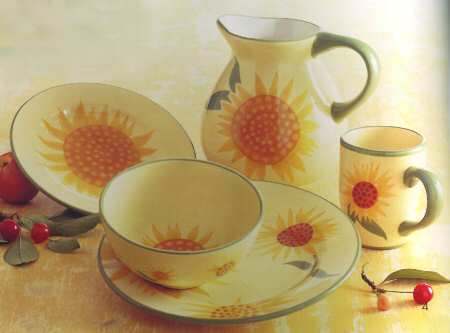 Sunflower 80 Oz Pitcher