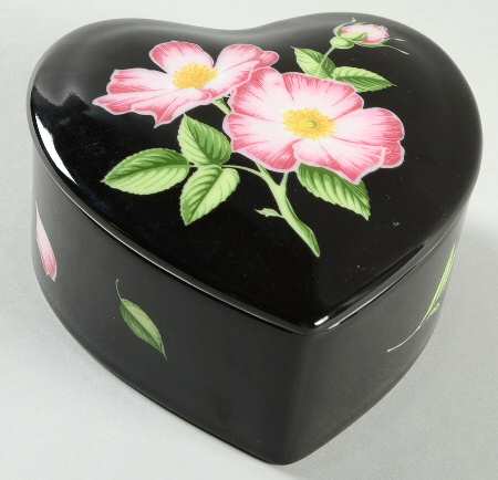 Wildflowers Heart Shape Box & Lid