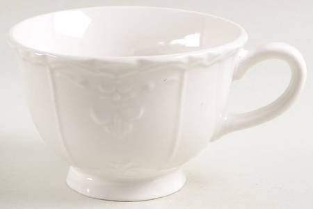 Versailles White Footed Cup