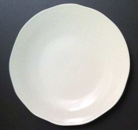 Petal Cream Salad Plate