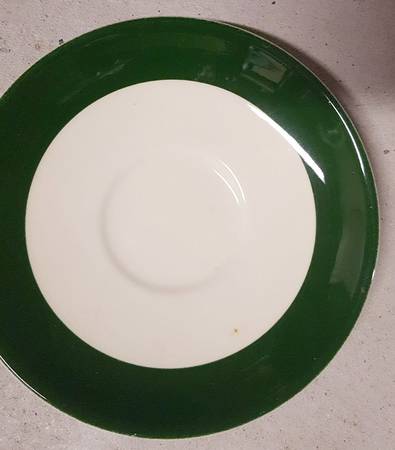 TST748 Saucer