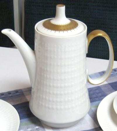 6010 Coffee Pot & Lid