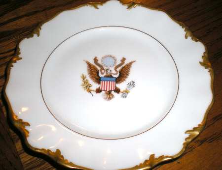 National Remembrance Shop, The by Tressemanes &amp; Vogt