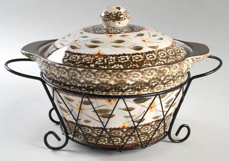 Old World Brown 2.5 Qt Round Covered Casserole & Metal Stand