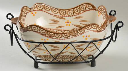 Old World Brown 1.5 Qt Square Bake & Serve Bowl with Metal Stand