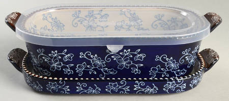 Floral Lace-Blue 11" Oval Baker w/Plastic Lid & Lid-It