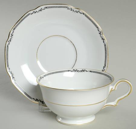 TIR675 Footed Cup & Saucer Set