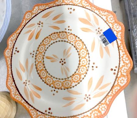 Old World Orange Spice Scalloped Dinner Plate