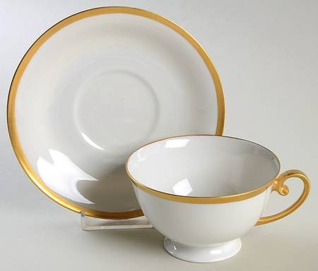 TIR888 Footed Cup & Saucer Set