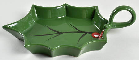 Cardinal 11" Leaf Shape Snack Plate
