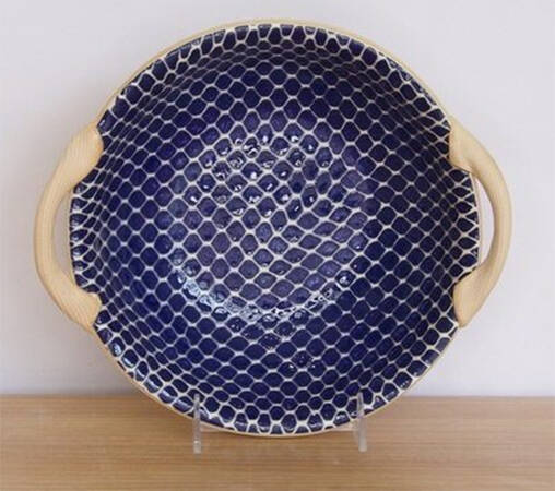 Cobalt 9" Round Handled Vegetable Bowl