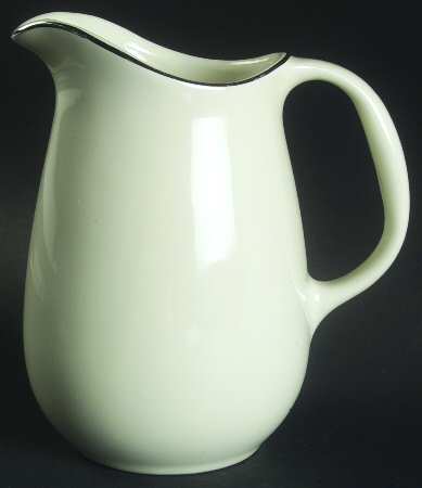 Ballerina Platinum 32 Oz Pitcher