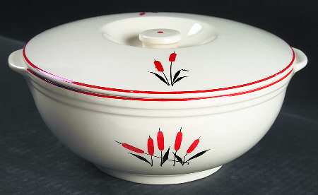 Cattail (Camwood) 2 Qt Round Covered Casserole by Universal