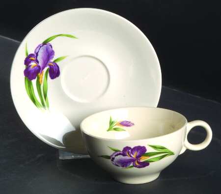 Iris Flat Cup & Saucer Set