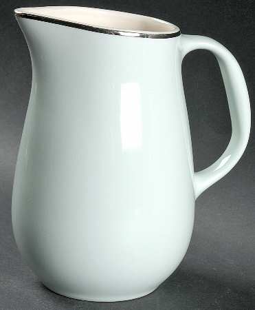 UNI14 40 Oz Pitcher
