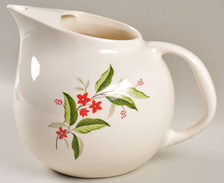 Woodvine 80 Oz Pitcher