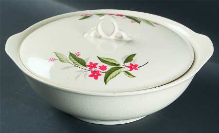 Woodvine Round Covered Vegetable
