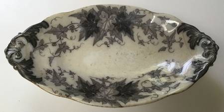 Bryonia Black and Gray 9" Oval Vegetable Bowl
