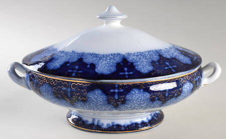 Persian Moss Gold Oval Covered Vegetable