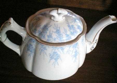 997 Teapot & Lid