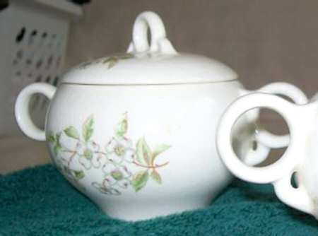 UNI198 Sugar Bowl & Lid