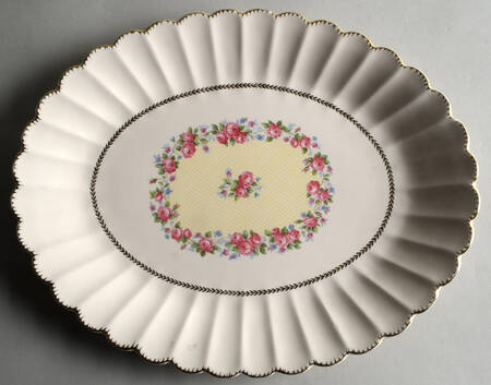 Bridal Wreath 13" Oval Serving Platter
