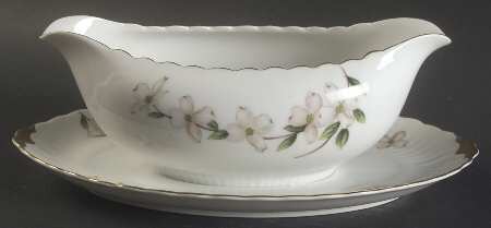 Cascade (Japan) Gravy Boat with Attached Underplate