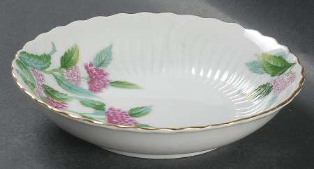 Gloria (Japan) Fruit/Dessert (Sauce) Bowl