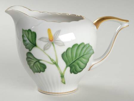 Nola (Japan) Creamer