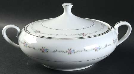 Springsong Round Covered Vegetable