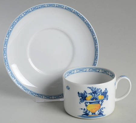 Viana Flat Cup & Saucer Set