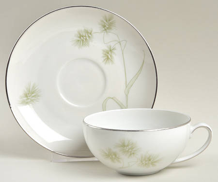 Greenbriar Flat Cup & Saucer Set
