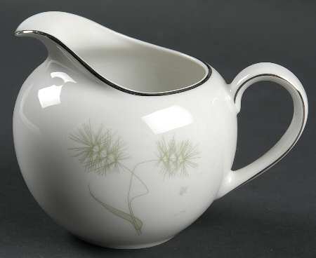 Greenbriar Creamer