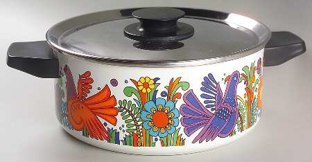 Acapulco (Older, Milano Shape) 4.5 Quart Metal Covered Casserole
