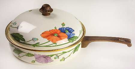 Amapola 9" Metal Skillet & Lid