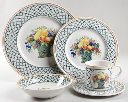 Basket 40  Piece Estate Set