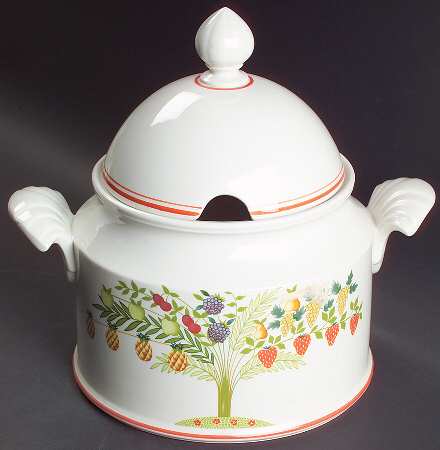Bon Appetit Tureen &  Lid