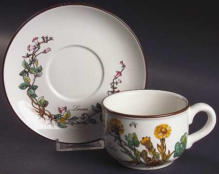Botanica Flat Cup & Saucer Set