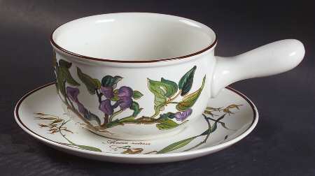 Botanica Gravy Boat & Underplate