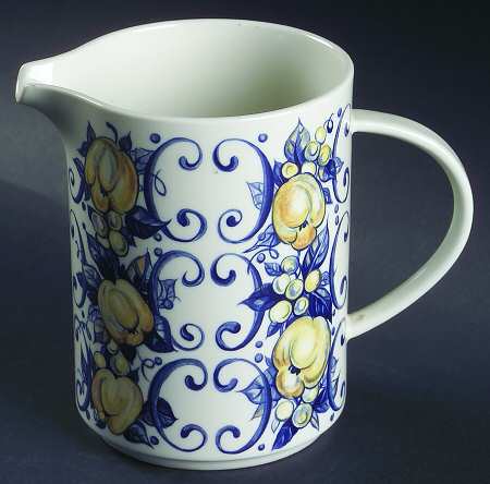 Cadiz 32 Oz Pitcher