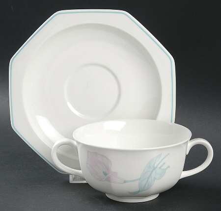 Calla Footed Cream Soup Bowl & Saucer Set by Villeroy & Boch