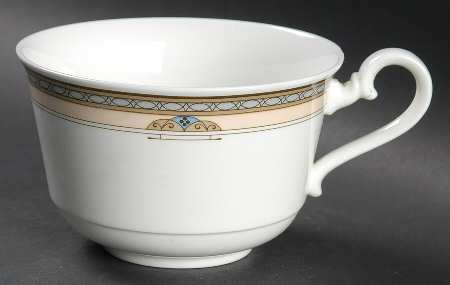 Cavalier Oversized Cup