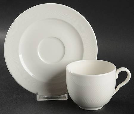 Look Flat Cup & Saucer Set by Villeroy & Boch